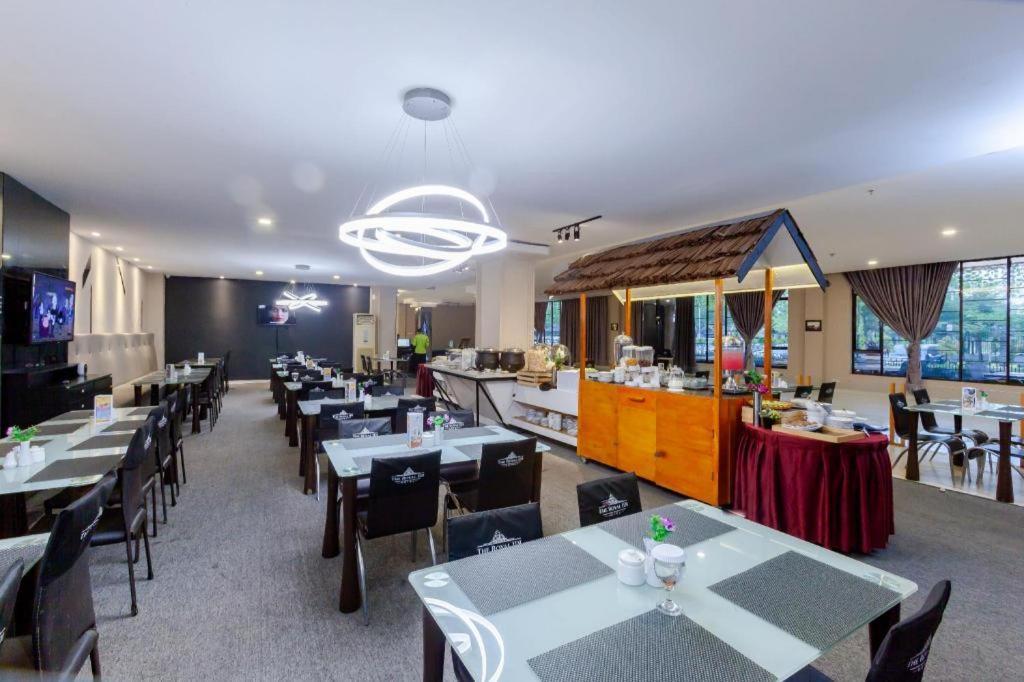 เดอะ รอยัล อิด โฮเต็ล Hotel Idirayeuk ภายนอก รูปภาพ